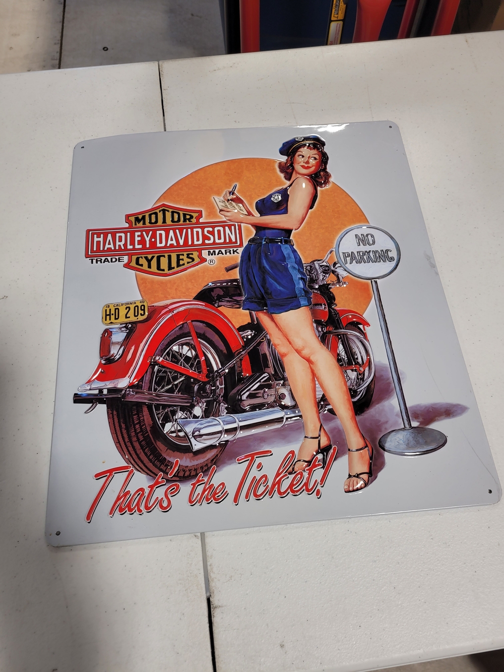 Harley-Davidson Retro Pin-Up Wall Sign in Red and Blue